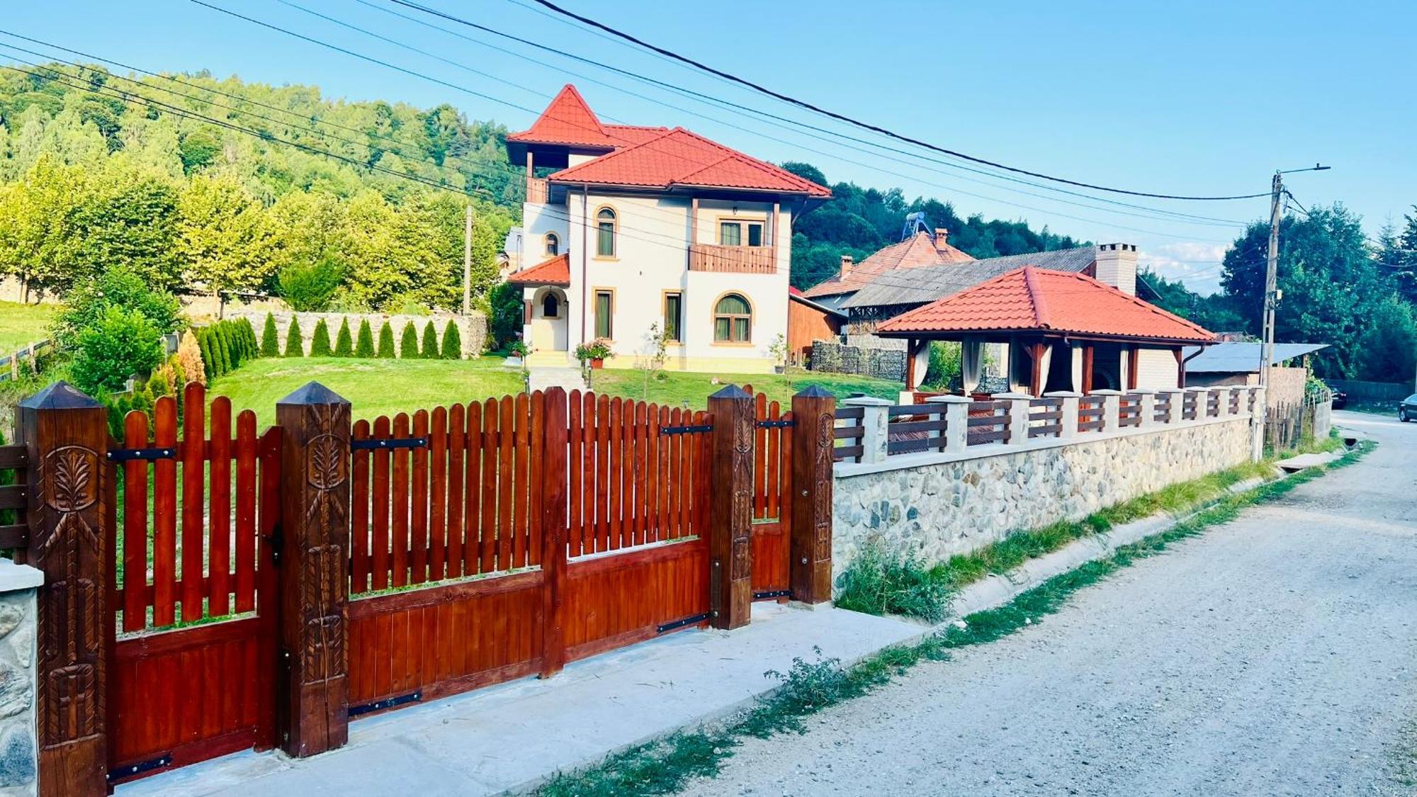 Casa Tudorescu Horezu Exterior photo